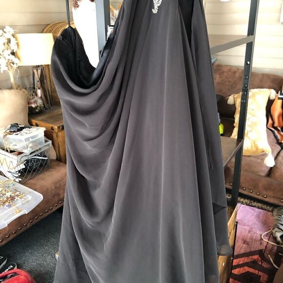 JS Boutique black one shoulder jeweled dress.size 12. - Picture 6 of 13